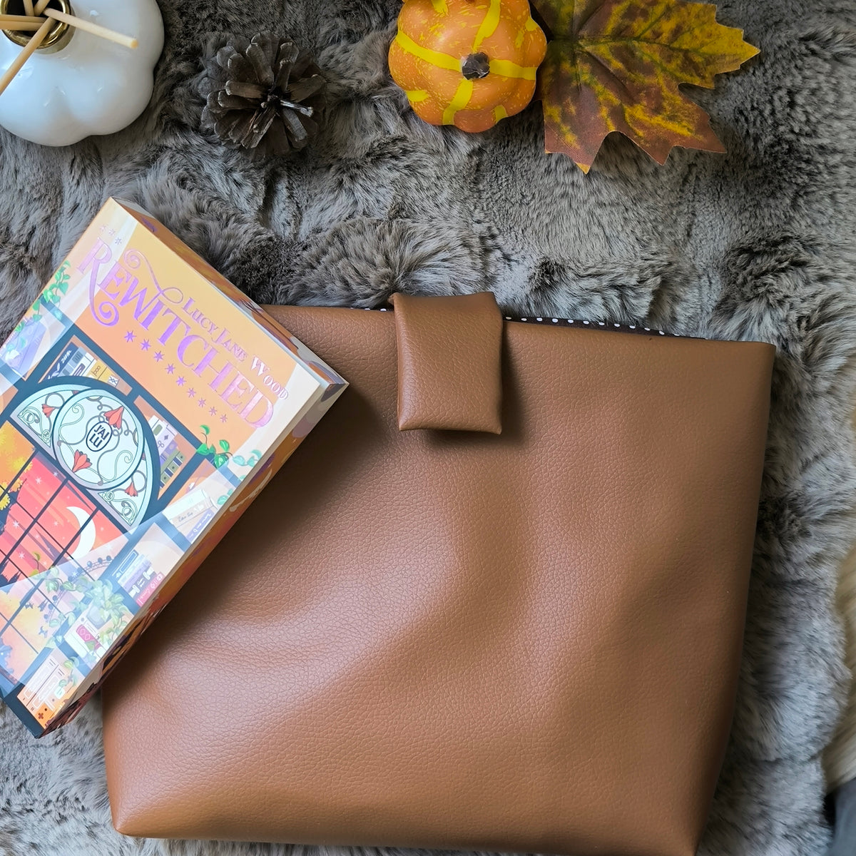 Housse de livre simili cuir